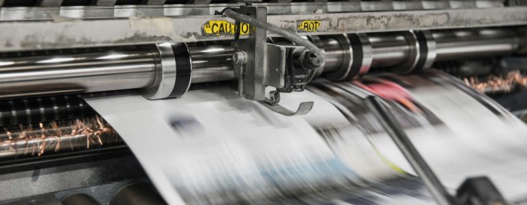 bank-phrom-Tzm3Oyu_6sk-unsplash